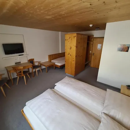 Staetzerhorn 3* Parpan