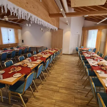 Hotel Staetzerhorn Parpan