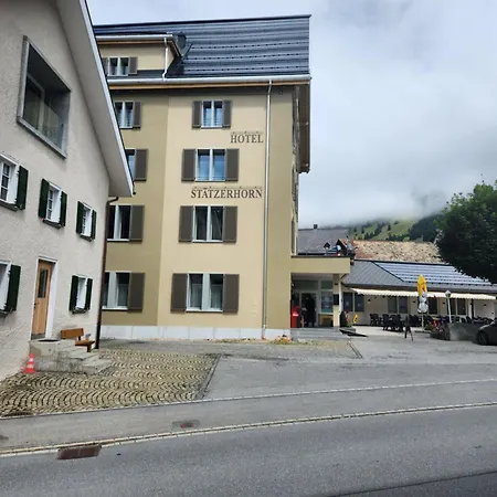 Hotel Staetzerhorn