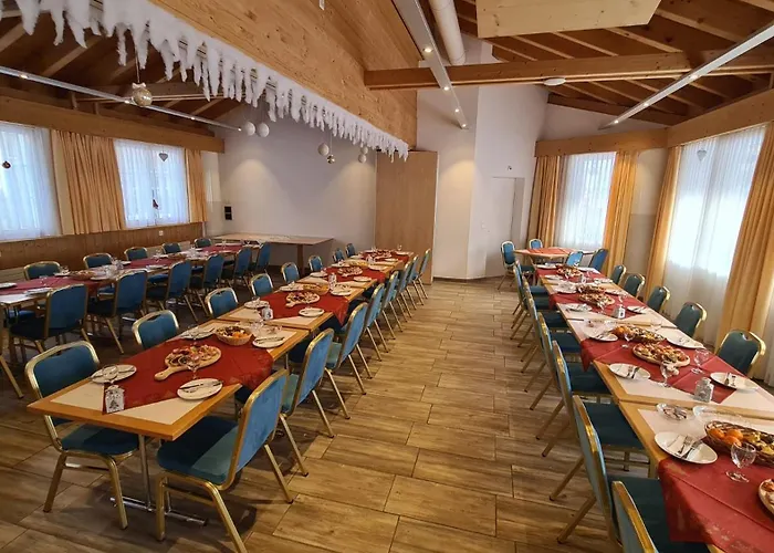 Hotel Staetzerhorn Parpan