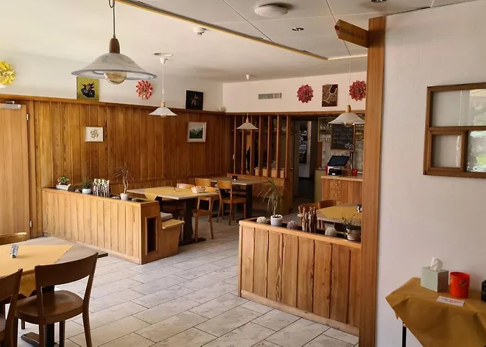 Hotel Staetzerhorn 3*